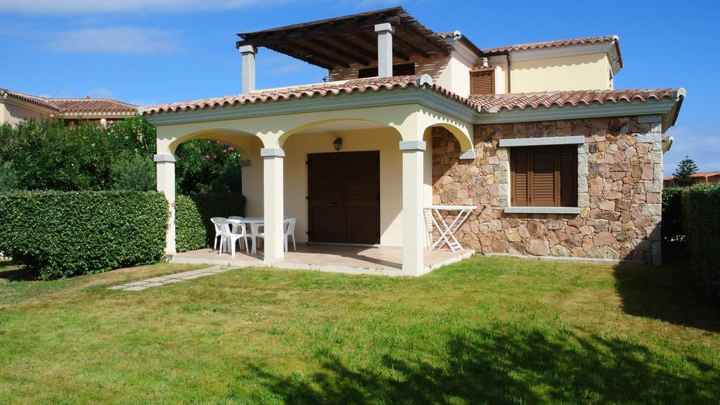 Case Vacanza Fenicotteri San Teodoro  Extérieur photo