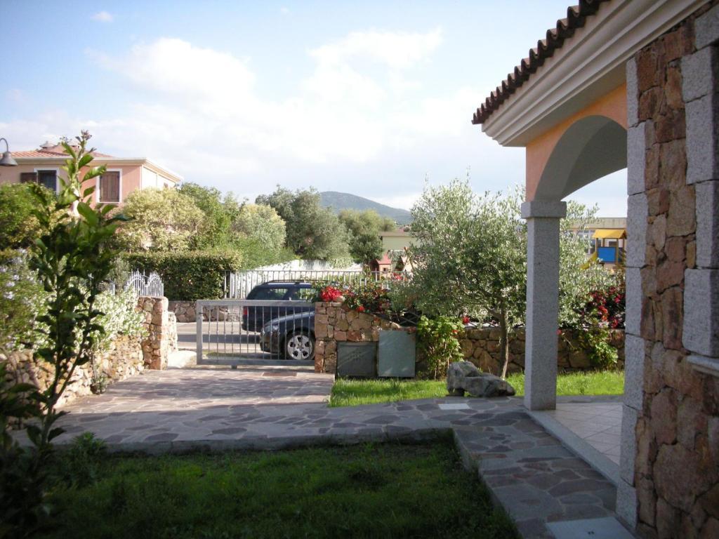 Case Vacanza Fenicotteri San Teodoro  Extérieur photo